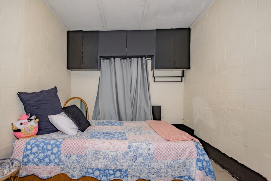 2 Bedroom Property for Sale in Connaught Estate Western Cape